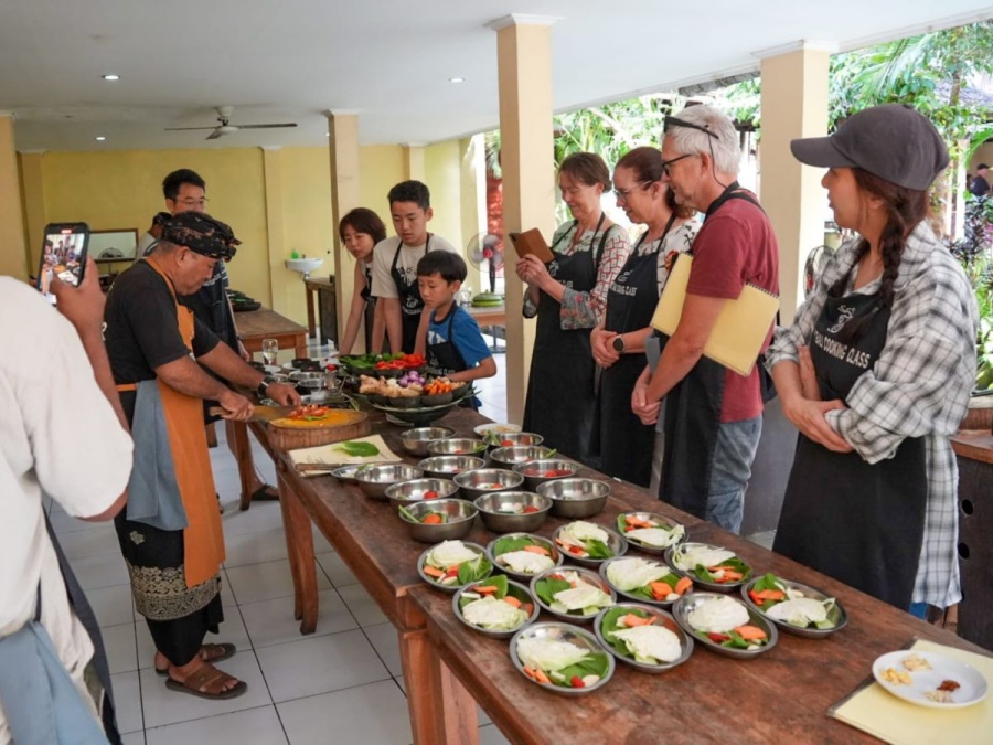 우붓허니문숙소