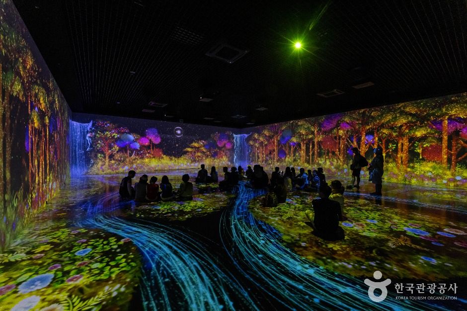 엠버퓨어힐제주